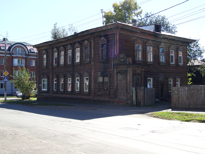 Социалистический проспект 41, Доходный дом)